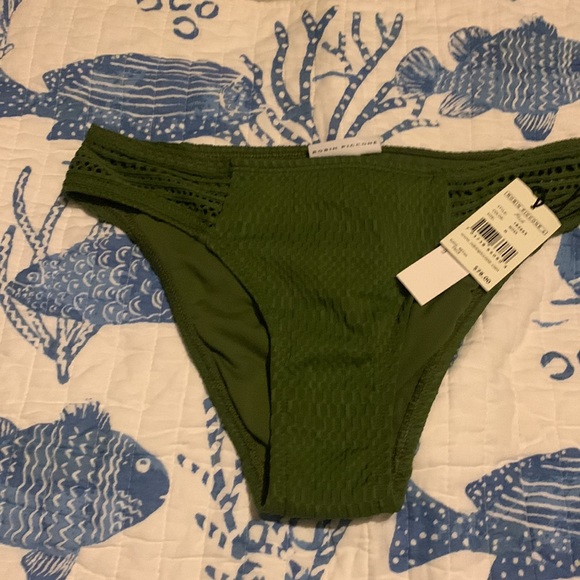 ROBIN PICCONE Perla Crochet Bikini Bottoms In moss size Medium - Picture 4 of 12